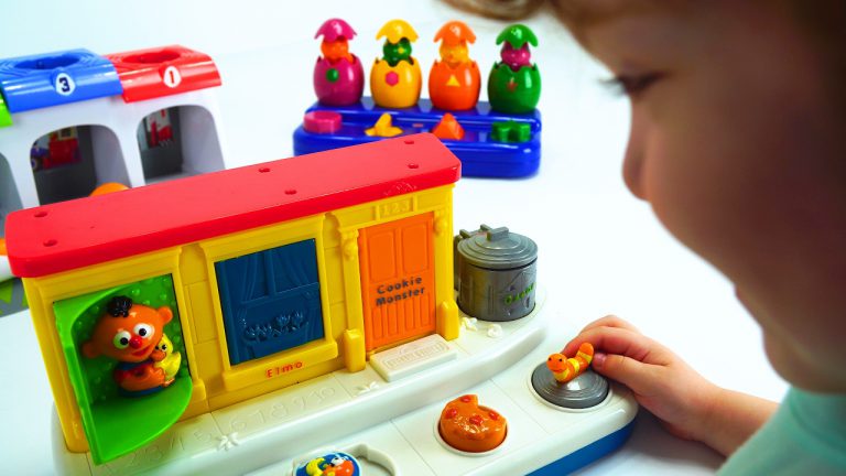 How Can Your Preschooler Benefit From Educational Toys?