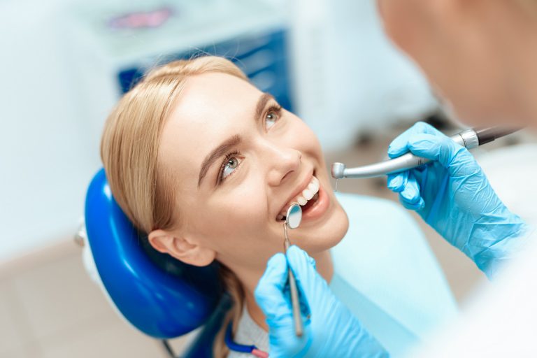 Tips To Select Best Teeth Whitening Dentist